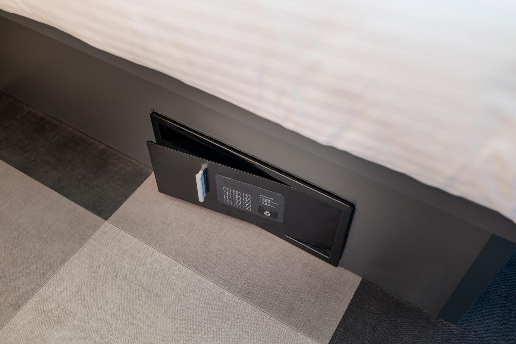 Maxhotel Amsterdam Airport Schiphol - Recently Renovated Hoofddorp Δωμάτιο φωτογραφία
