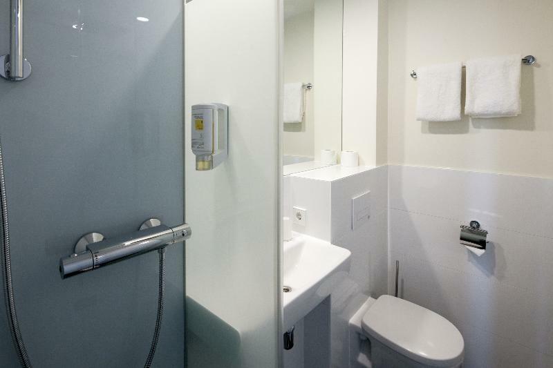 Maxhotel Amsterdam Airport Schiphol - Recently Renovated Hoofddorp Εξωτερικό φωτογραφία